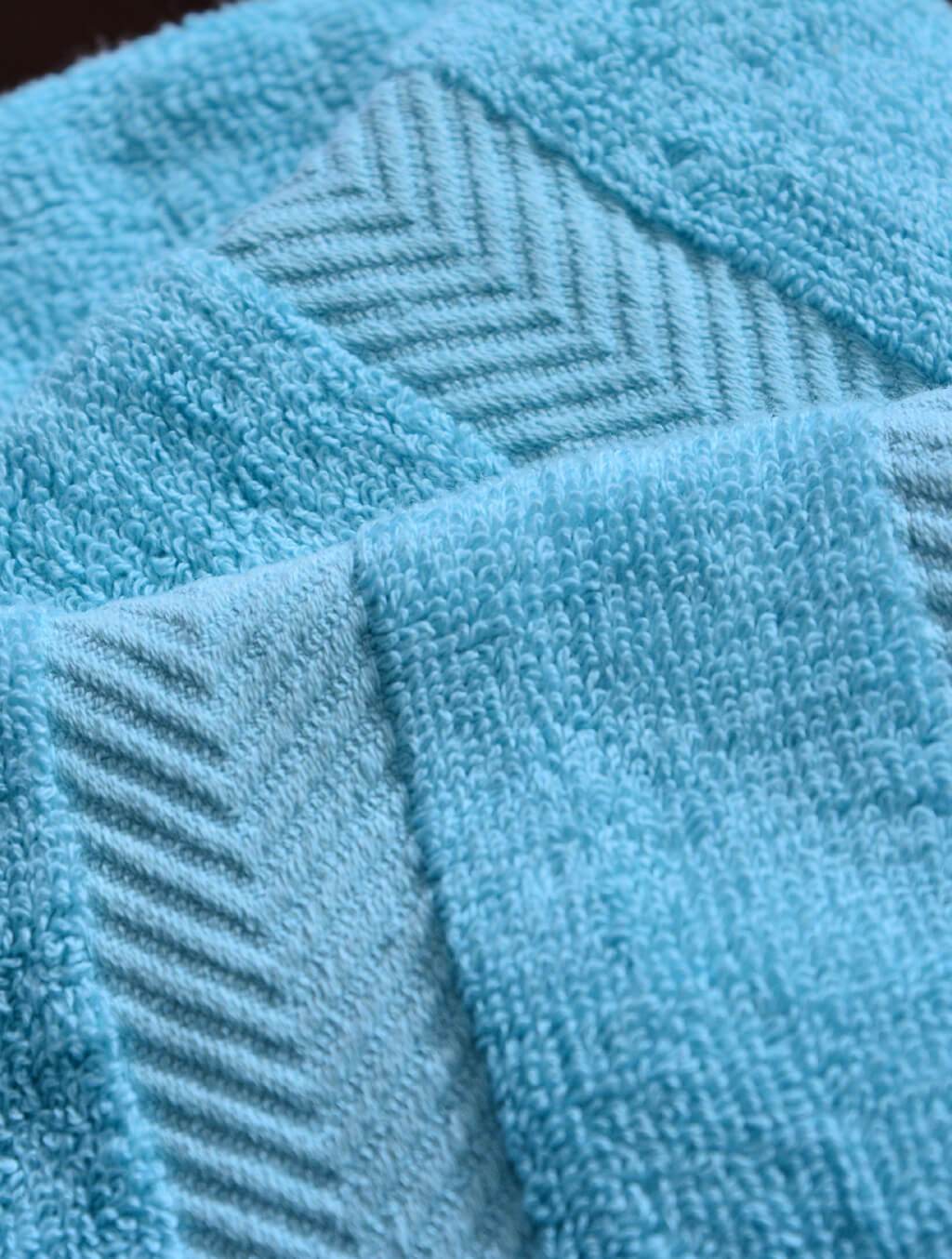 Towels Plain L/Blue Dyed